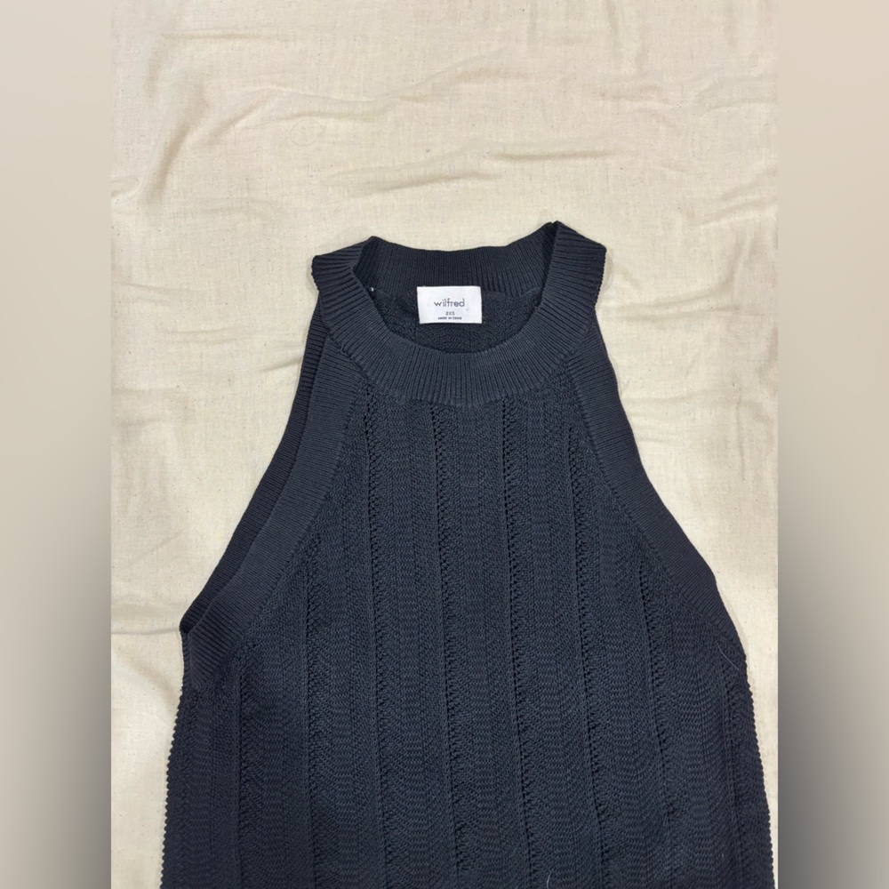 Aritzia TOP